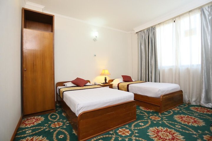 Room 8 of 21