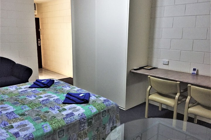 Room 25 of 69