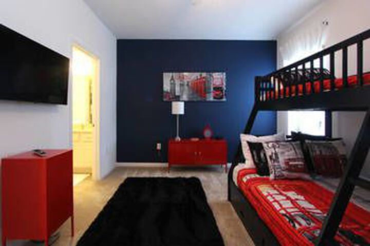Room 16 of 27