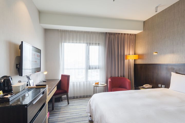Room 20 of 48