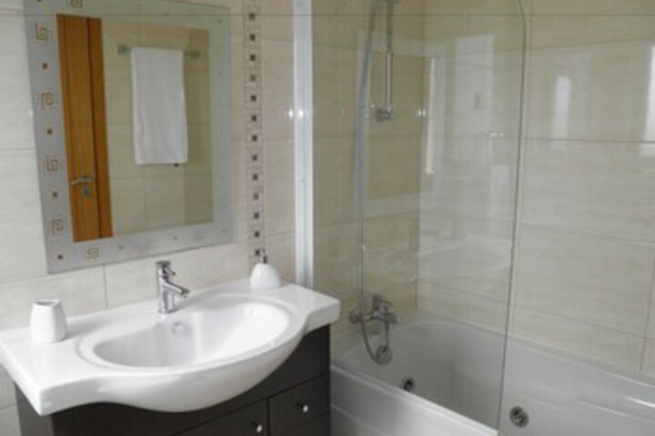 Room 4 of 29