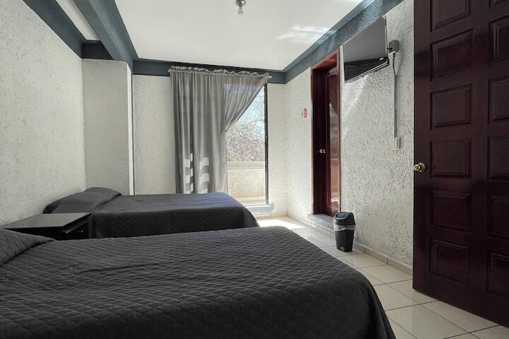 Room 11 of 46