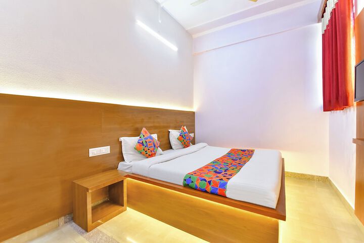 Room 16 of 36