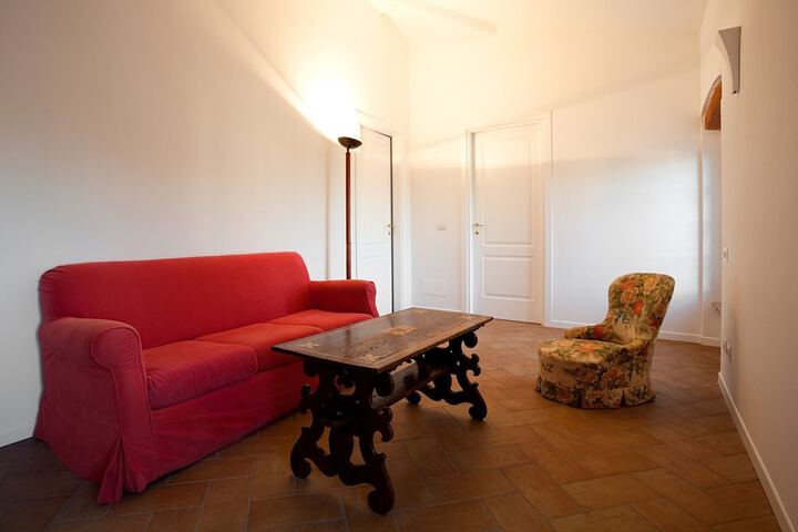 Room 14 of 26