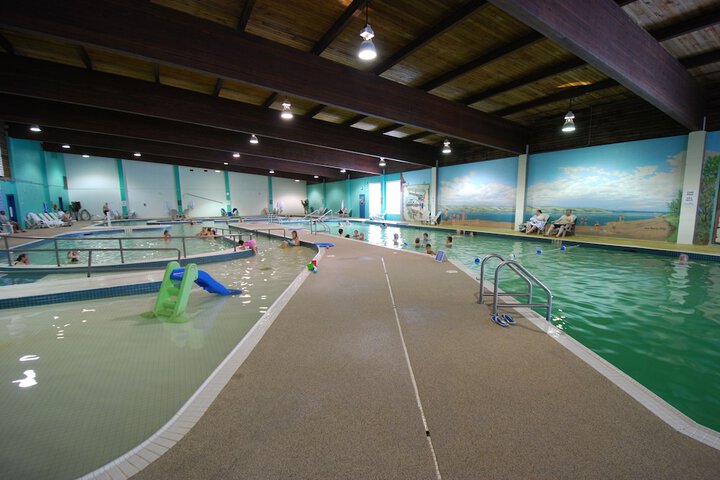 Pool 6 of 15