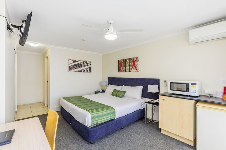 Room 5 of 36