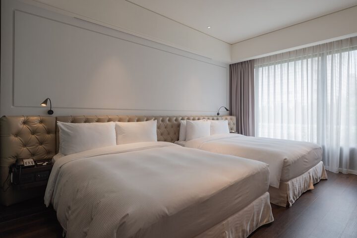 Room 15 of 57