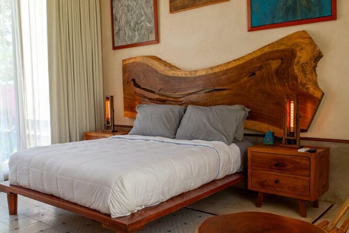 Room 4 of 53