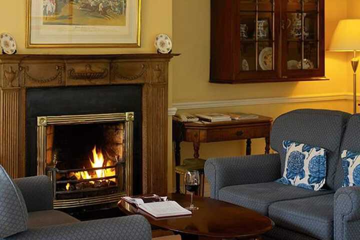 Hotel Lobby