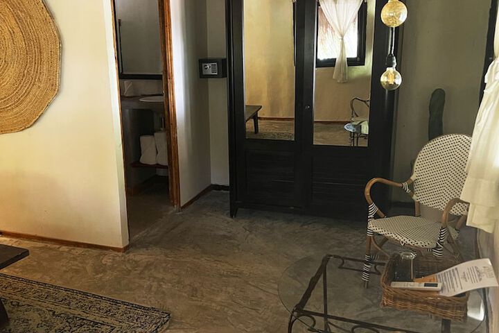 Room 21 of 172