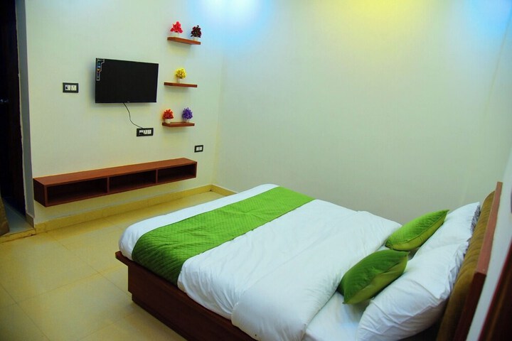 Room 11 of 65