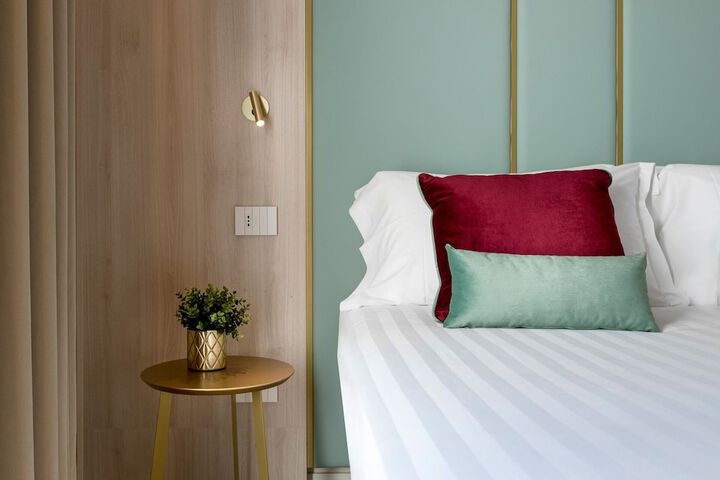 Room 15 of 85