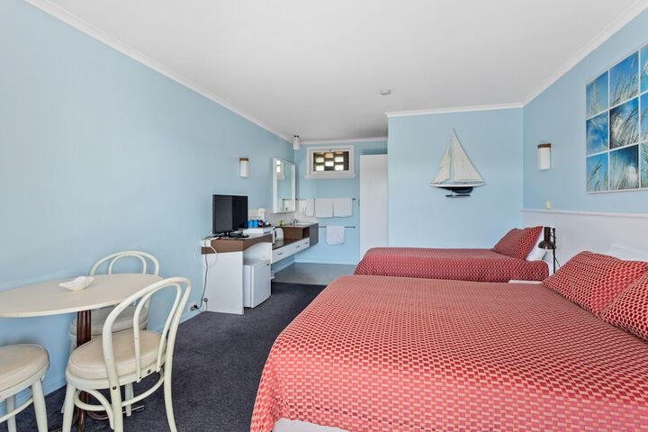 Room 8 of 45