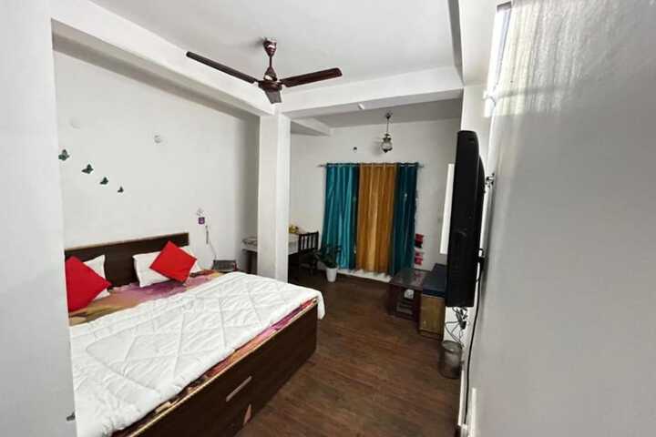 Room 7 of 20