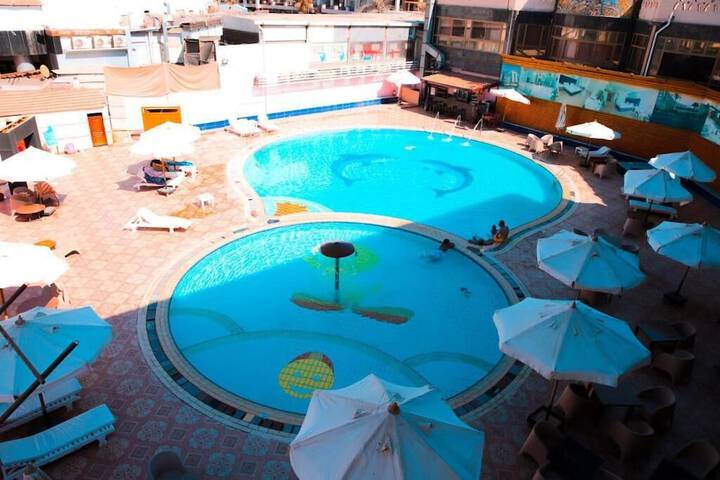 Pool 29 of 37