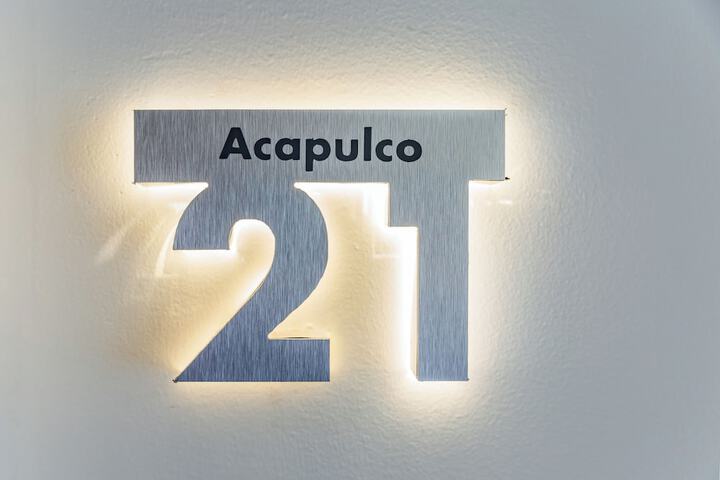Room 141 of 329