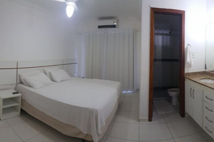 Room 3 of 36