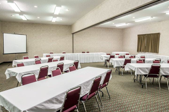 Meeting facility