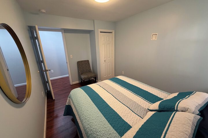 Room 42 of 136