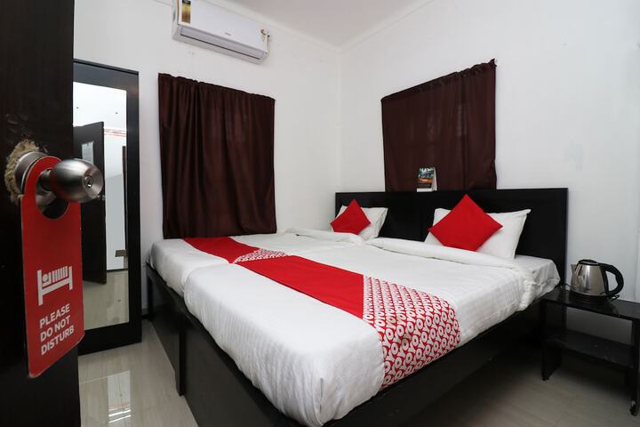 Room 7 of 29