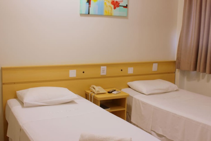 Room 10 of 44