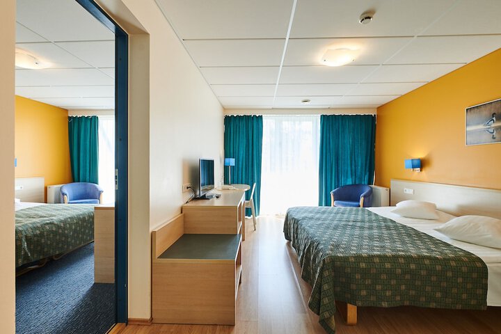 Room 12 of 84