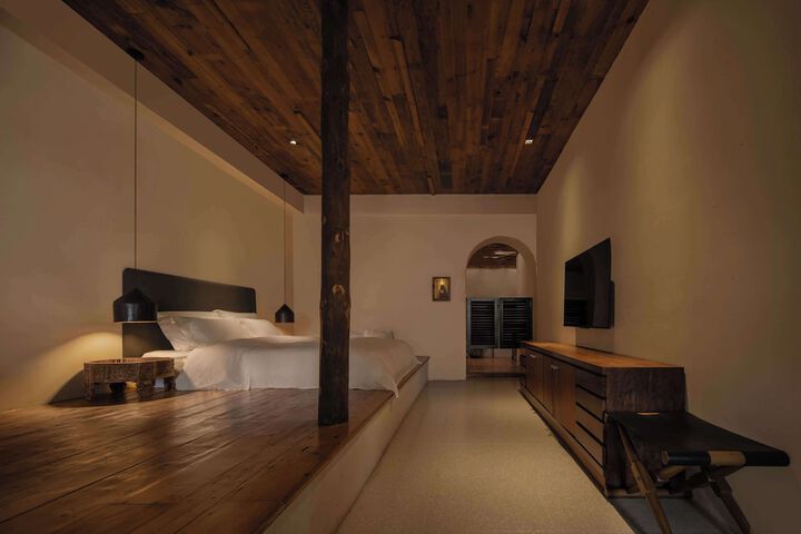 Room 21 of 78