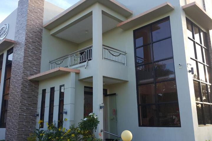 Image of HOTEL BNL