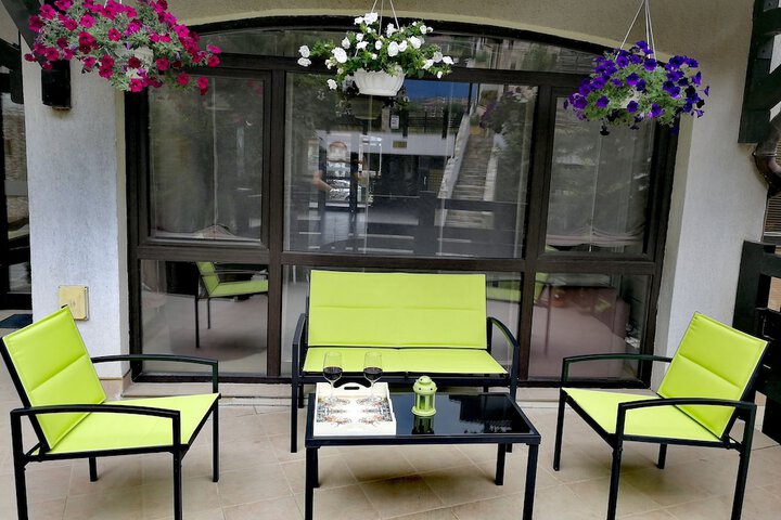 Terrace/Patio 80 of 98