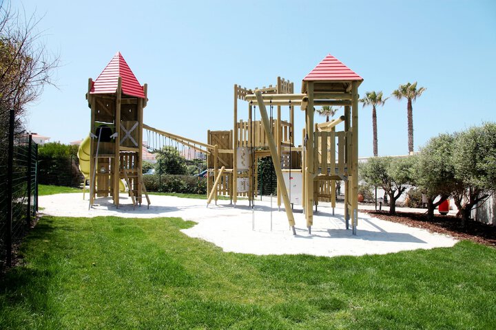 Childrens Activities 84 of 163