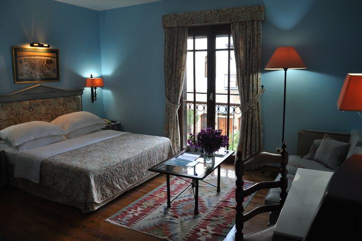Room 41 of 105