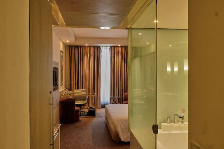 Room 7 of 58