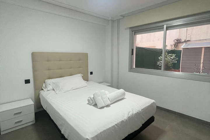 Room 7 of 33