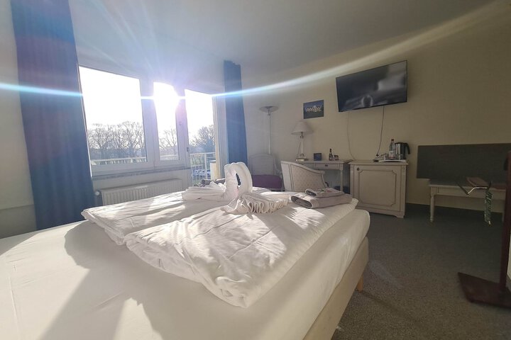 Room 7 of 82