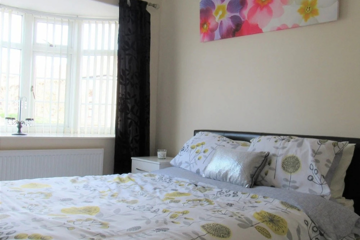 Room 2 of 12