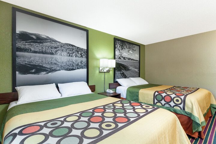 2 Double Beds (2 of 6)