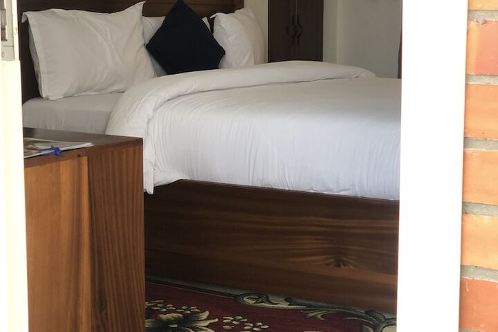 Room 7 of 29