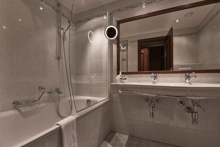 Bath Photo