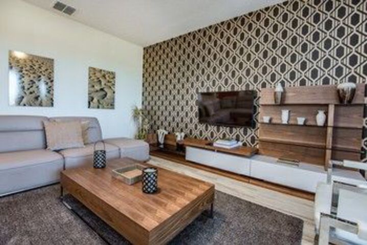 Room 10 of 15