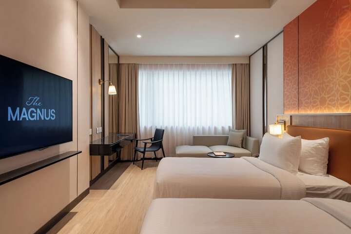 Room 5 of 27