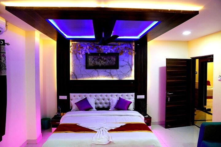 Room 19 of 22
