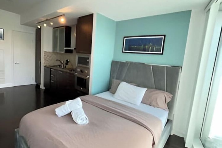 Room 25 of 249