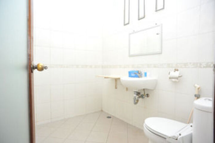 Room 2 of 26