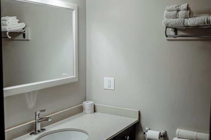 Room 17 of 23