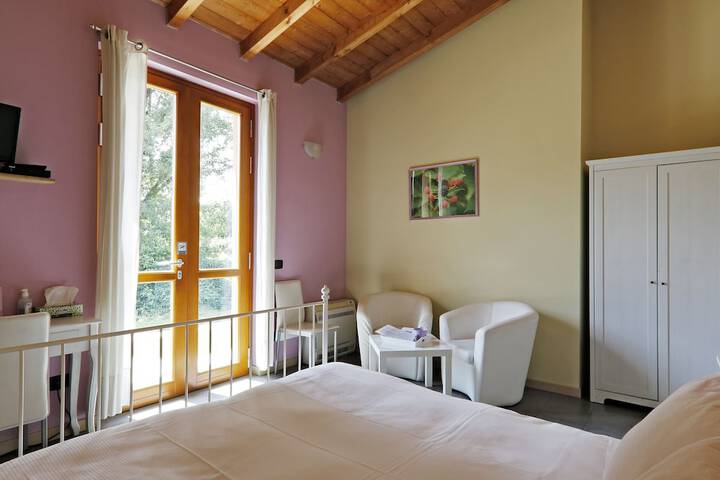 Hotel Exterior 56 of 59