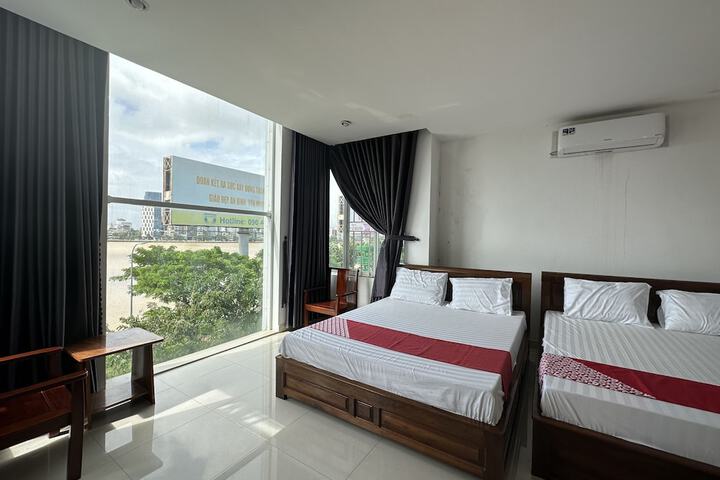 OYO 1215 3 Lu Hotel