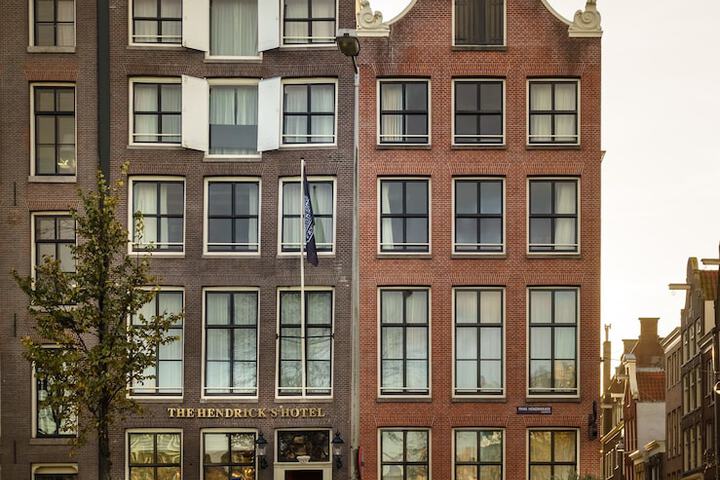 Hotel 66 of 75