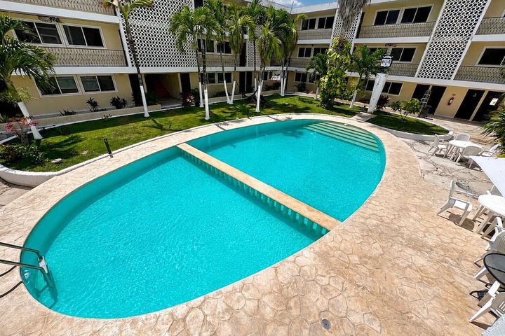 Pool 32 of 55