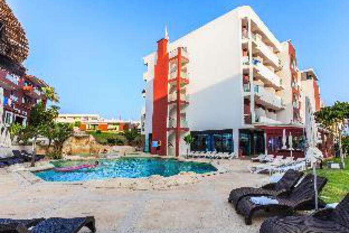Hotel 8 of 22