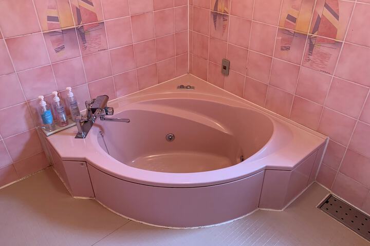 Room 15 of 21